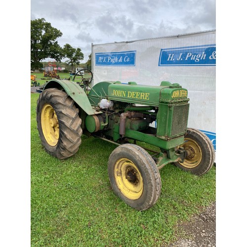 798 - John Deere 'BO' tractor. Orchard model of the 'BR' original Herefordshire tractor. Cross pattern rea... 