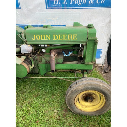 798 - John Deere 'BO' tractor. Orchard model of the 'BR' original Herefordshire tractor. Cross pattern rea... 