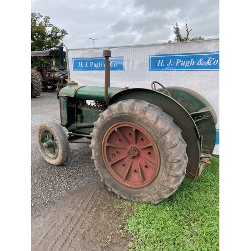 790 - Fordson Standard tractor. Runs and drives. High top gear.