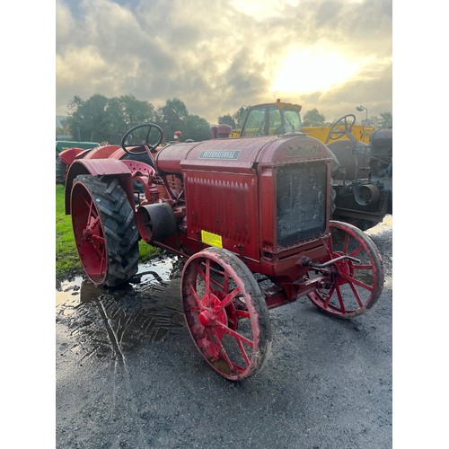 793 - International 10-20 tractor. 1938. Petrol/TVO. Hand crank on starting and manually switch to TVO whe... 