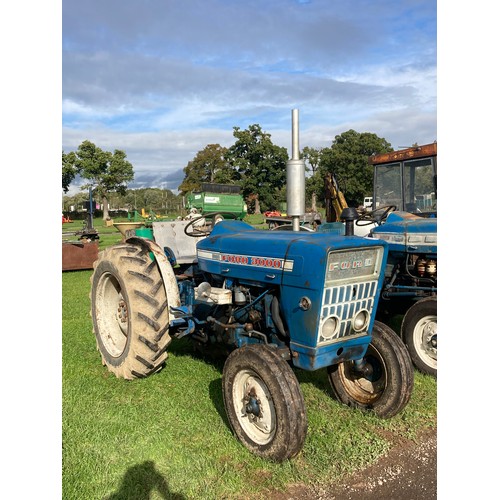 804 - Ford 3000 vineyard tractor