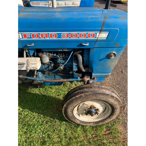 804 - Ford 3000 vineyard tractor