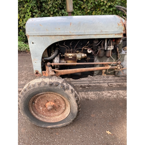 143 - Ferguson TEF tractor. Diesel. Engine turns over. Fitted with roll frame. S/n 466700. Good restoratio... 