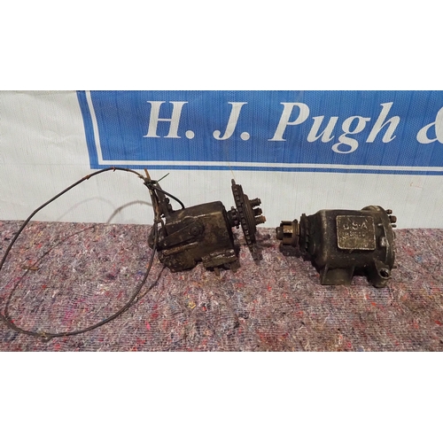 150 - BSA four speed gearbox and 1 other