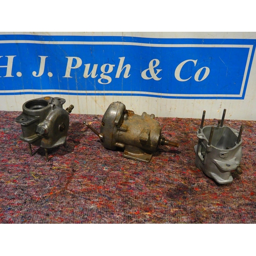166 - BSA gearbox parts and cases