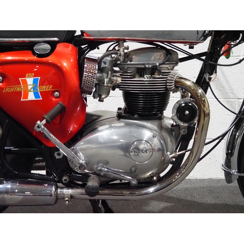 833 - BSA A65 Lightning motorcycle. 1966. 650cc
Frame no. A654 LA4711Y
Engine no. A65 LA4711Y
Runs and rid... 