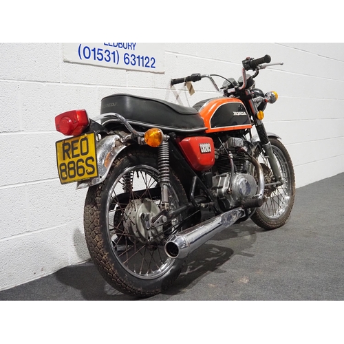 929 - Honda CB200 motorcycle project. 1977. 198cc.
Frame no. CB200 - 1055030
Engine no. Doesn't match the ... 