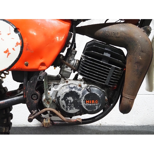 933 - Aprilia MX125 Hiro motocross bike. 125cc
Engine turns over, no spark.
No docs