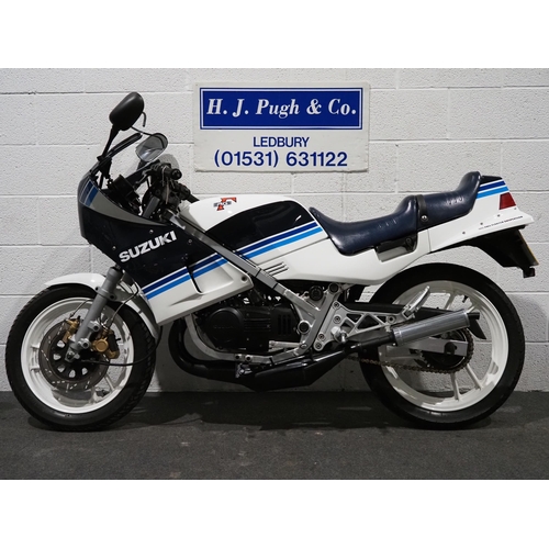 965 - Suzuki RG250 WD motorcycle. 1984. 247cc.
Runs and rides. A rare UK bike. Currently sorn and HPI clea... 
