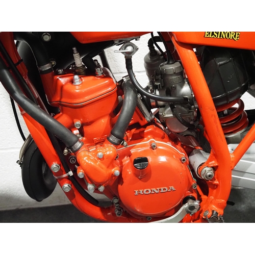 813 - Honda CR125R Enduro motorcycle. 1981
Frame No. JE0107B0204467
Engine No. JE01E294044
Last ridden in ... 