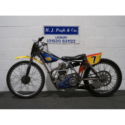 989 - Wildcat Weslake grasstrack motorcycle. 1980s. 500cc
Engine no. 2346. X.L.P.S
Engine turns over. Has ... 