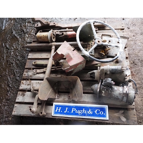 104 - Massey Ferguson spares