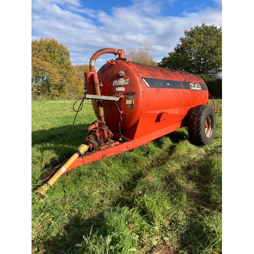 199 - Slurry tanker