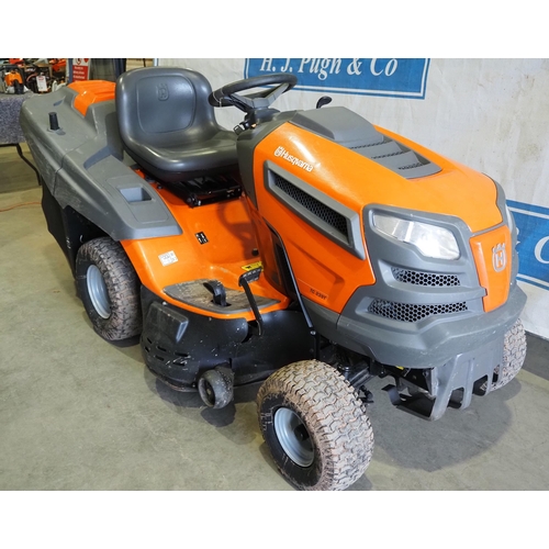 499 - Husqvarna TC 239T petrol garden tractor c/w grassbox