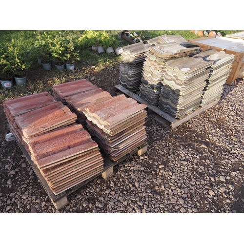 354 - Pallets of roof tiles - 2