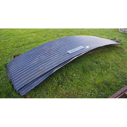 1329 - Curved corrugated roofing sheets - approx. 22