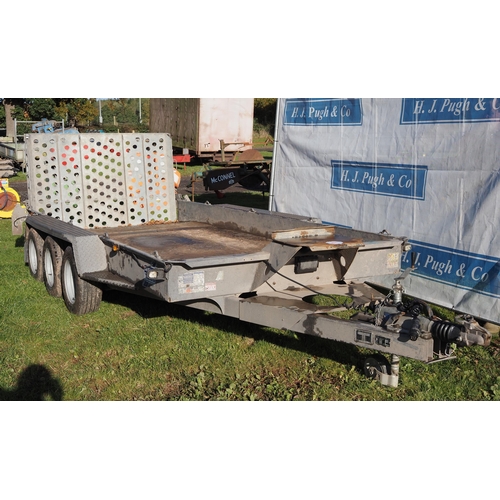 1527 - Ifor Williams GH146BT-3 triaxle trailer