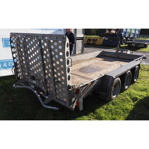 1527 - Ifor Williams GH146BT-3 triaxle trailer