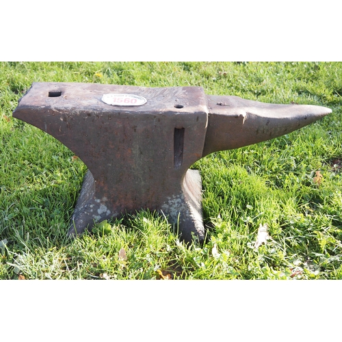 1560 - Large anvil 26