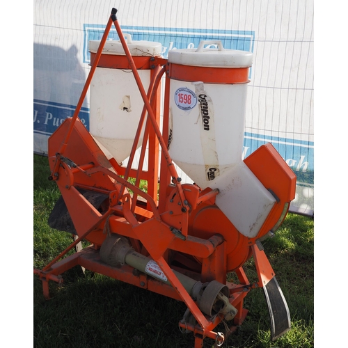 1598 - Crompton PTO driven applicator