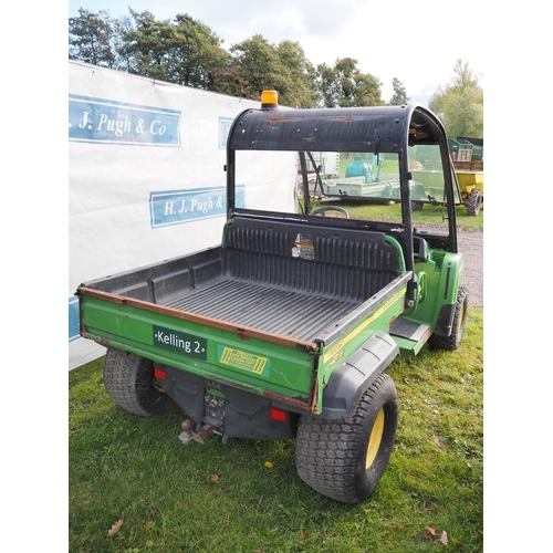 1622 - John Deere TE gator. Key in office