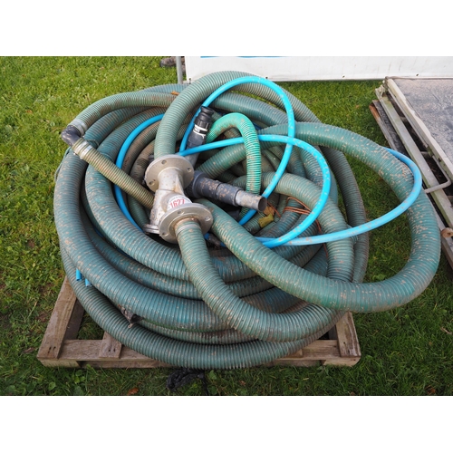 1627 - Pallet of hose