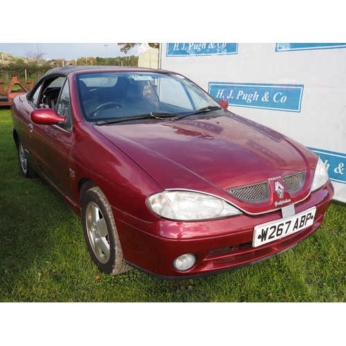 1631 - Renault Megane Monaco Convertible. 2000. 1598cc.
Runs and drives, MOT until 26/6/24 although ABS lig... 