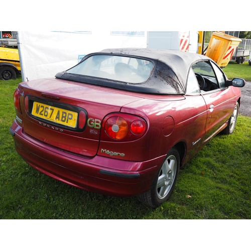 1631 - Renault Megane Monaco Convertible. 2000. 1598cc.
Runs and drives, MOT until 26/6/24 although ABS lig... 