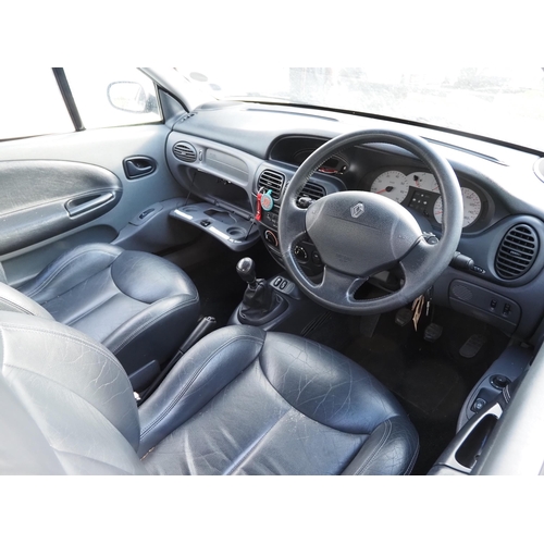 1631 - Renault Megane Monaco Convertible. 2000. 1598cc.
Runs and drives, MOT until 26/6/24 although ABS lig... 