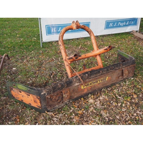 1712 - Parmiter yard scraper