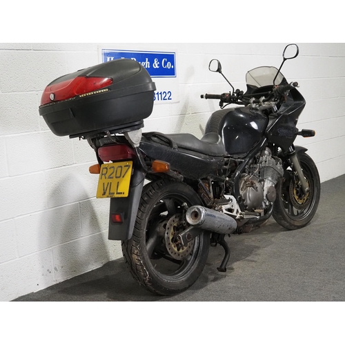 1010 - Yamaha Diversion motorcycle project. 1998. 598cc. 
Has been dry stored and not used for some time. 
... 