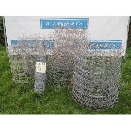61 - Quantity of stock fencing, some new
