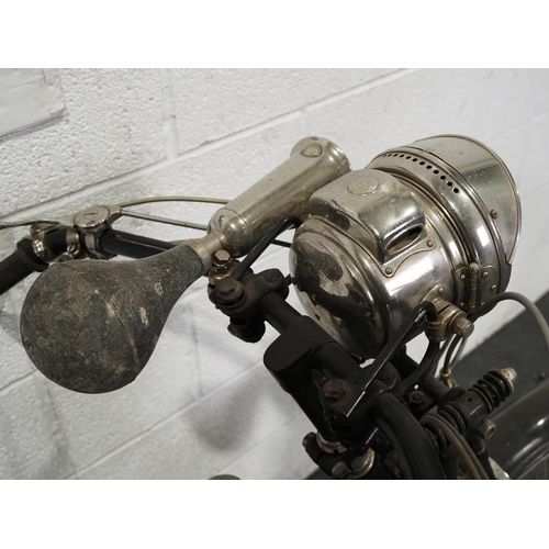 899 - Sirrah 2 SP Tourer motorcycle. 1924. 211cc
Good restoration project. Comes with copies of Sirrah sal... 