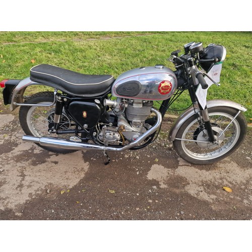 860 - BSA Gold Star motorcycle. 1956. 350cc
Frame No- CB32 5363
Engine No- DB32 GS938
Runs. c/w Owners clu... 