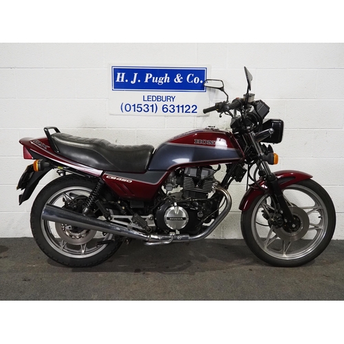 1036 - Honda CB450 DX K motorcycle. 1992. 447cc
Frame no. PC149101212
Engine no. PC14E9106558
Runs and ride... 