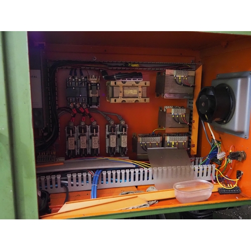 154 - Danumeric - 7 CNC lathe with Sinumerik control system. Refitted with Euroform axis drives. Approx. w... 