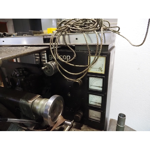 161 - Gallicop semi auto copy lathe. Has 600mm between centres and 210mm diameter maximum swing. Rapid tra... 