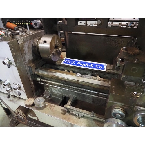 161 - Gallicop semi auto copy lathe. Has 600mm between centres and 210mm diameter maximum swing. Rapid tra... 