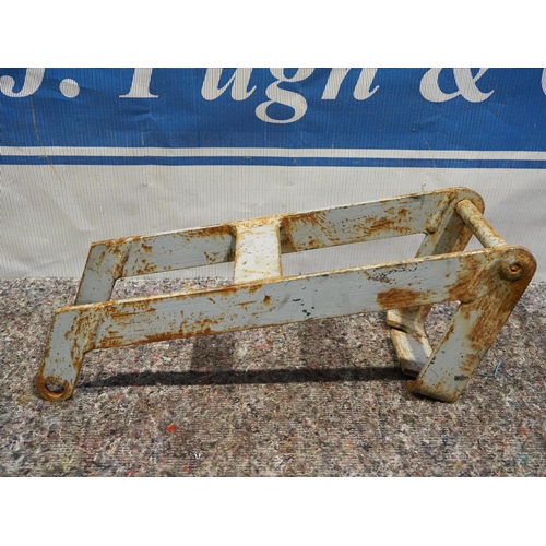 91 - Ferguson butterfly plough bracket