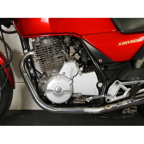 1047 - Honda XBR500 motorcycle.
Engine turns over.
Reg. B213 EGO. V5. Key