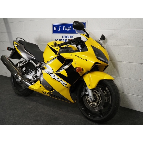 1054 - Honda CBR600F motorcycle. 2001. 599cc
Runs and rides, ridden to the saleroom. MOT until 14/11/24. Co... 