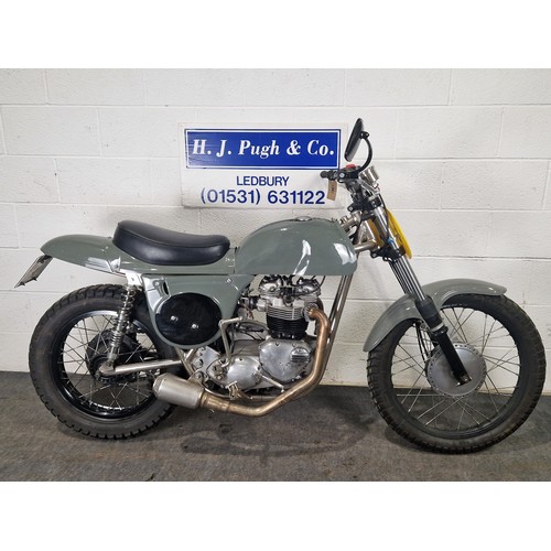 1061 - Rickman Triumph motorcycle. 1977. 744cc
Frame no. EP 82824J
Engine no. TR7RV JJ580493
Runs and rides... 