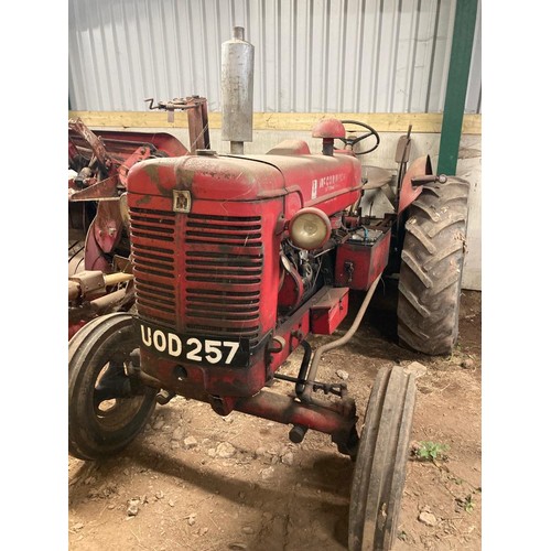 537 - International McCormick Super BWD6 tractor. C/w Boughton winch, in lovely original condition in full... 