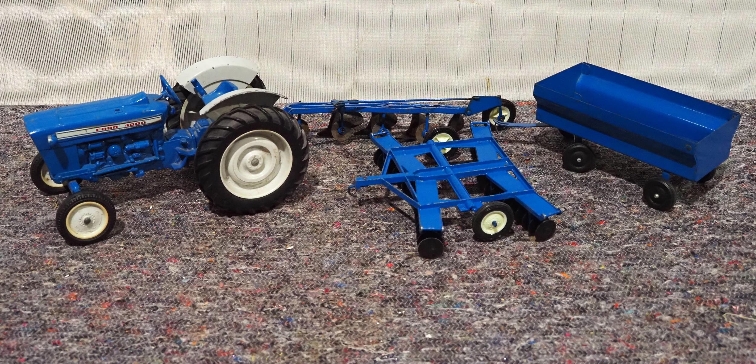 Ford 8630 Diecast Ford Tractor 激レア】FORD（フォード）8630