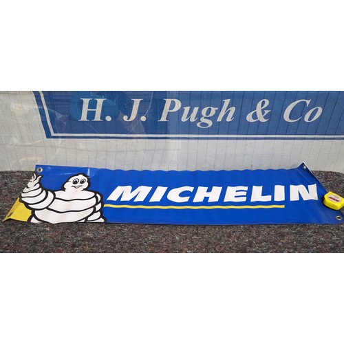 1541 - Michelin banner 13