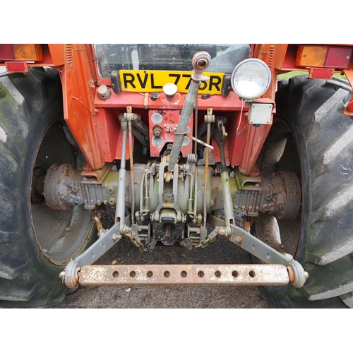 505 - Massey Ferguson 565 tractor. Showing 2680 hours. Reg. RVL 776R. V5 and key in office