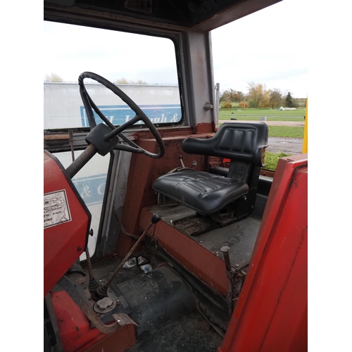 507 - Massey Ferguson 565 tractor. Low hours. Reg. OFO 397R. V5 and key in office