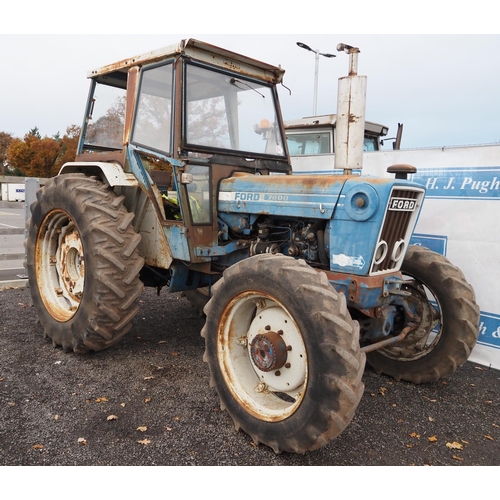 519 - Ford 7600 4wd tractor. Starts and runs well. Dual power, load monitor, 5105 hours showing. C/w rear ... 