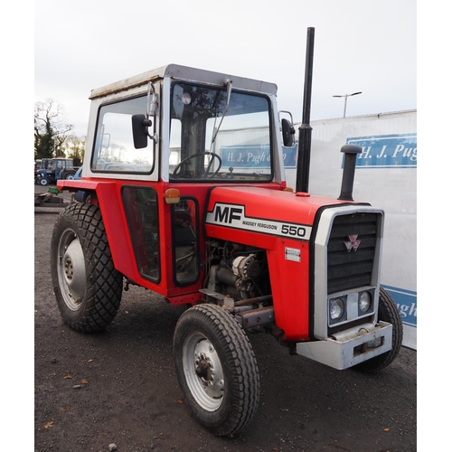 534 - Massey Ferguson 550 tractor, 1977. Very tidy condition, vendor states only ever been on smallholding... 