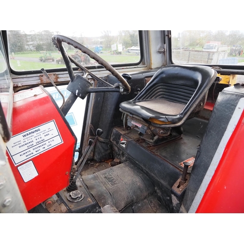 534 - Massey Ferguson 550 tractor, 1977. Very tidy condition, vendor states only ever been on smallholding... 